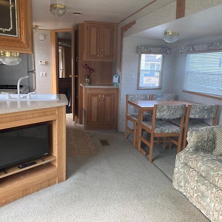 Pelican Motel Pelican Rapids Екстериор снимка