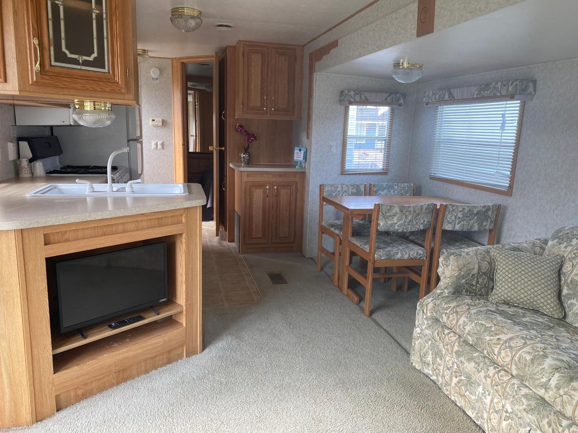Pelican Motel Pelican Rapids Екстериор снимка